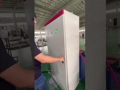 Дисплей в электрическом шкафу управления шасси