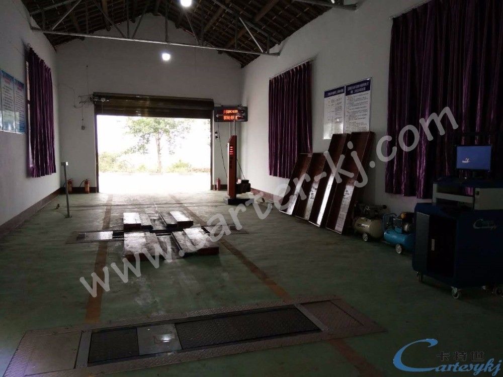 10 кВт Моторная мощность Мотоциклетная испытательная линия для точного тестирования скорости торможения и нагрузки