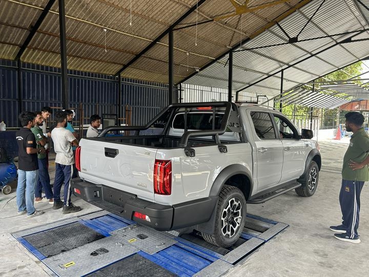 5 в 1: роликовый тормозной стенд, тестер подвески, осевая нагрузка, двойные пластины бокового увода, спидометр, тестер фар