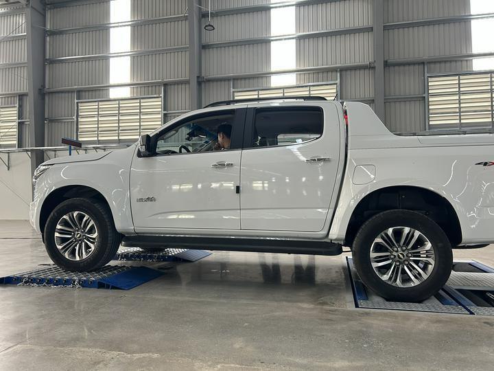 Марка Cartesy CTGT-3-3C Роликовая испытательная линия для транспортных средств Trinity Роликовый тестер тормозов с однопластинчатым тестером бокового скольжения с нагрузкой на ось для легковых автомобилей