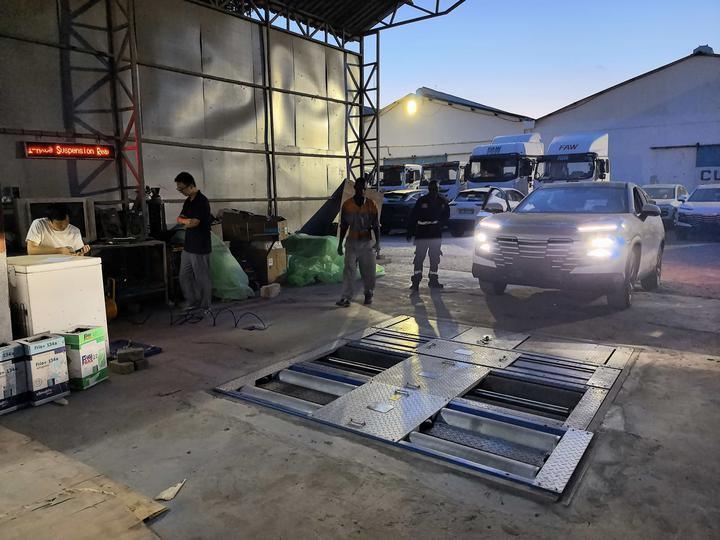 Тестер тормозов Cartesy brand Kenya 5-в-1 с роликами, нагрузкой на ось 4000 кг, боковым скольжением и тестером подвески