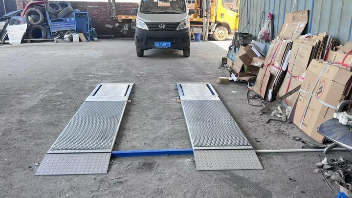 Cartesykj 4T емкость 2 пластины Ultra Flat Brake Tester с боковым скольжением, подвеской, нагрузкой на оси, функцией тормозного испытателя